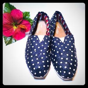 TOMS Women Denim Blue/White Polka Dots Classic 9.5